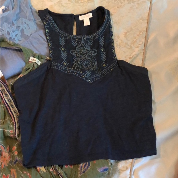 Tank top bundle! - Picture 4 of 7